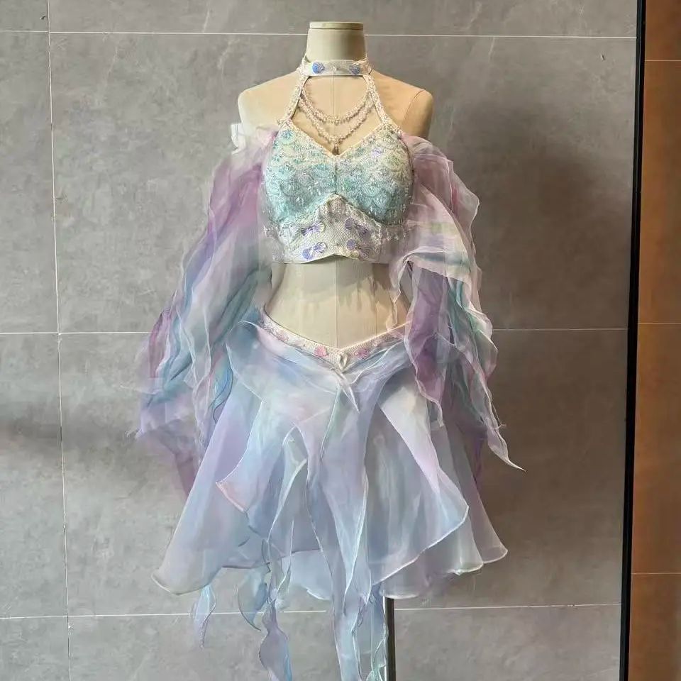 Costume da sirena per cosplay  - Aquarium & Marine Museum Kota Kinabalu recensione e prezzo